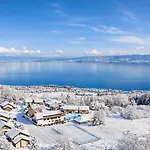 Апартаменты T2 Ambiance Pres D'evian - Piscine & Tennis - Vue Leman *